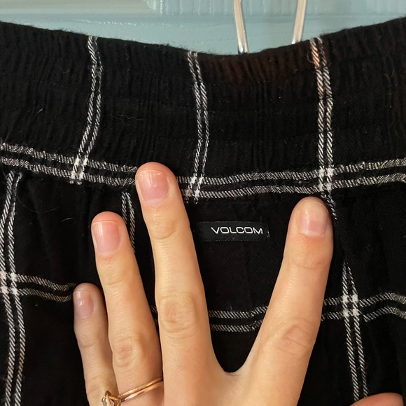 Volcom flowy pants - Picture 3 of 3